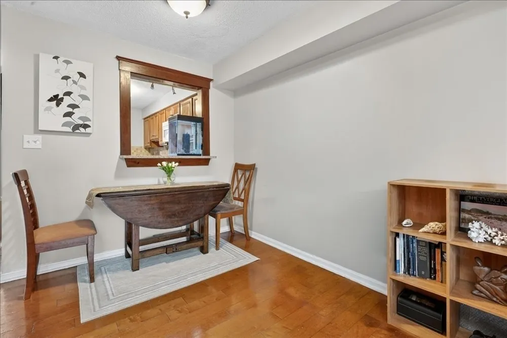 18 Beals Cove Rd, Hingham, MA 02043