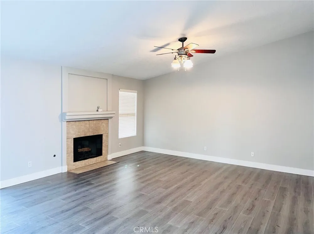 17389 Central Rd, Apple Valley, CA 92307
