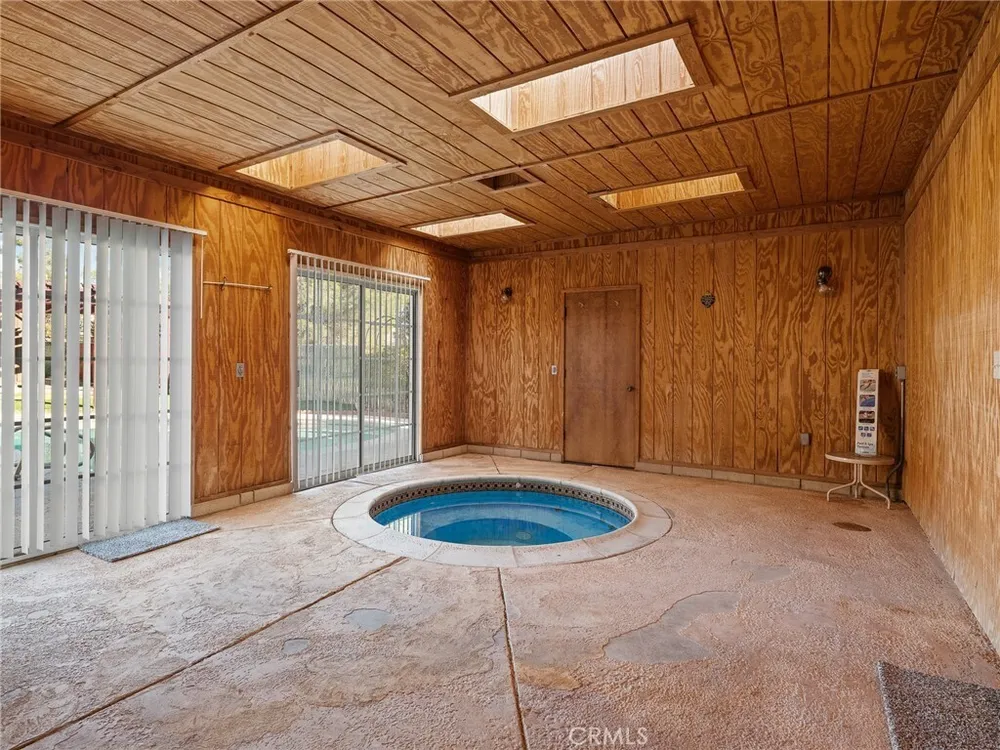 11935 Wapato Rd, Apple Valley, CA 92308