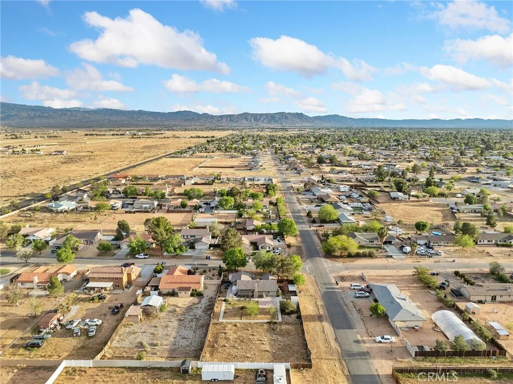 22404 Broken Lance Ct, Apple Valley, CA 92307
