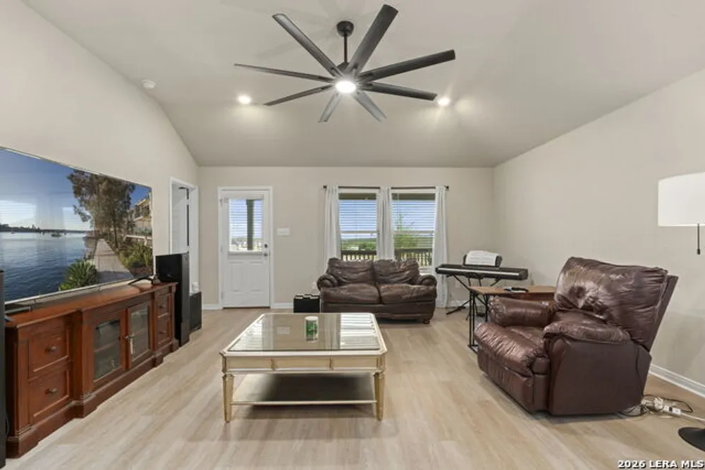 15468 Salmon Spring, San Antonio, TX 78253