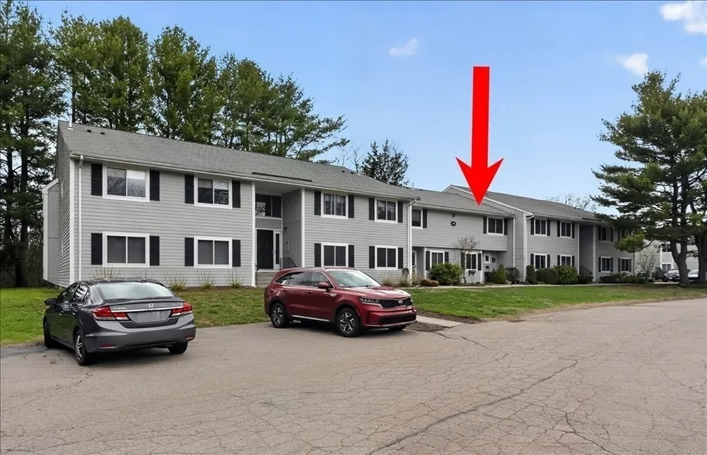18 Beals Cove Rd, Hingham, MA 02043