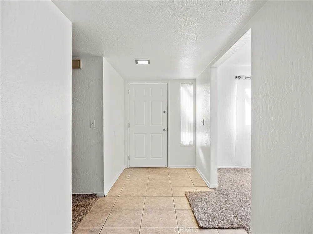 11935 Wapato Rd, Apple Valley, CA 92308