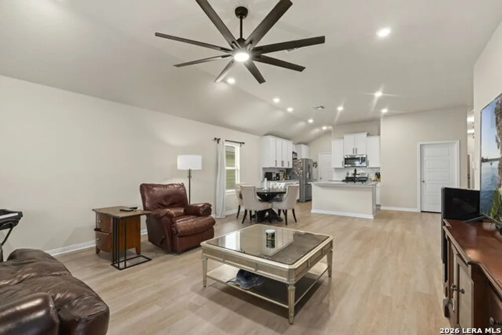 15468 Salmon Spring, San Antonio, TX 78253