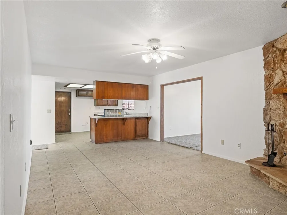 11935 Wapato Rd, Apple Valley, CA 92308