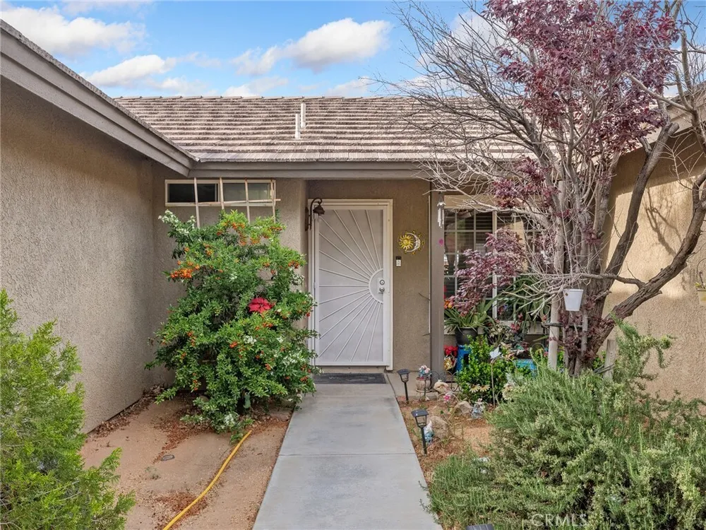 22404 Broken Lance Ct, Apple Valley, CA 92307