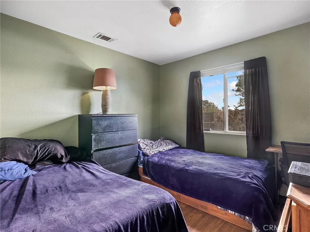 22404 Broken Lance Ct, Apple Valley, CA 92307