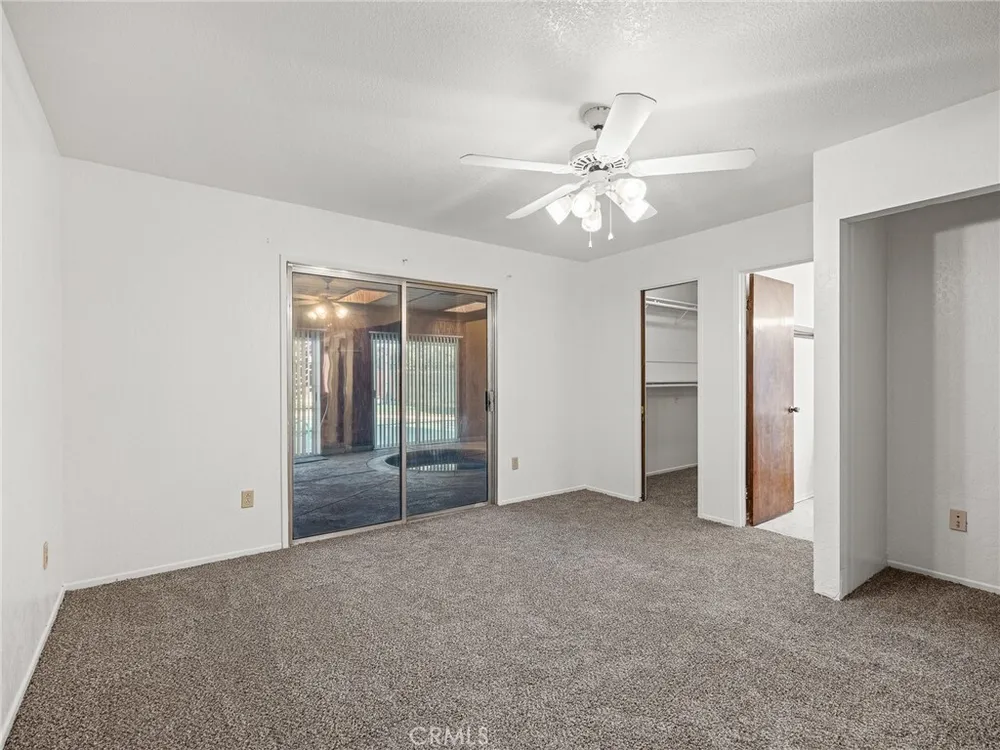 11935 Wapato Rd, Apple Valley, CA 92308