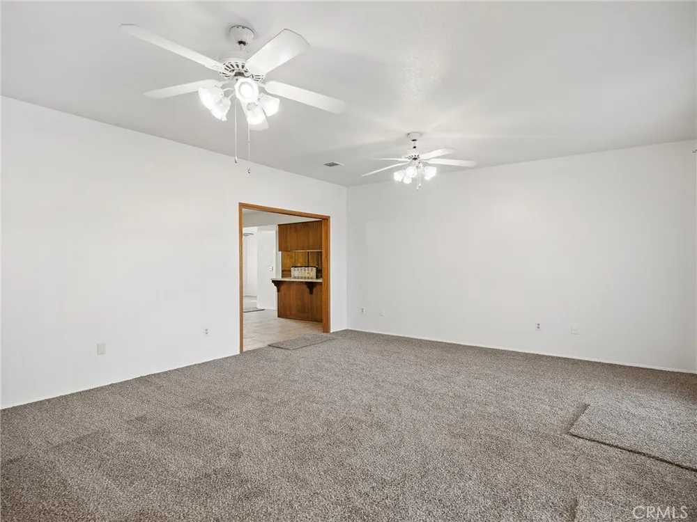 11935 Wapato Rd, Apple Valley, CA 92308