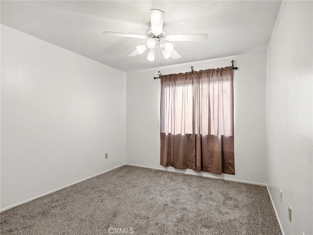 11935 Wapato Rd, Apple Valley, CA 92308