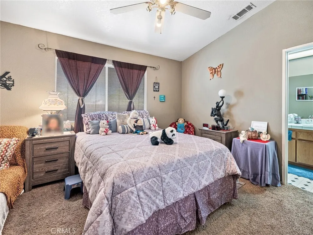 22404 Broken Lance Ct, Apple Valley, CA 92307