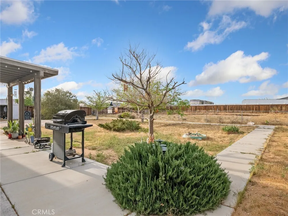 22404 Broken Lance Ct, Apple Valley, CA 92307