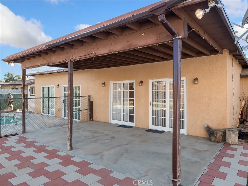 11935 Wapato Rd, Apple Valley, CA 92308