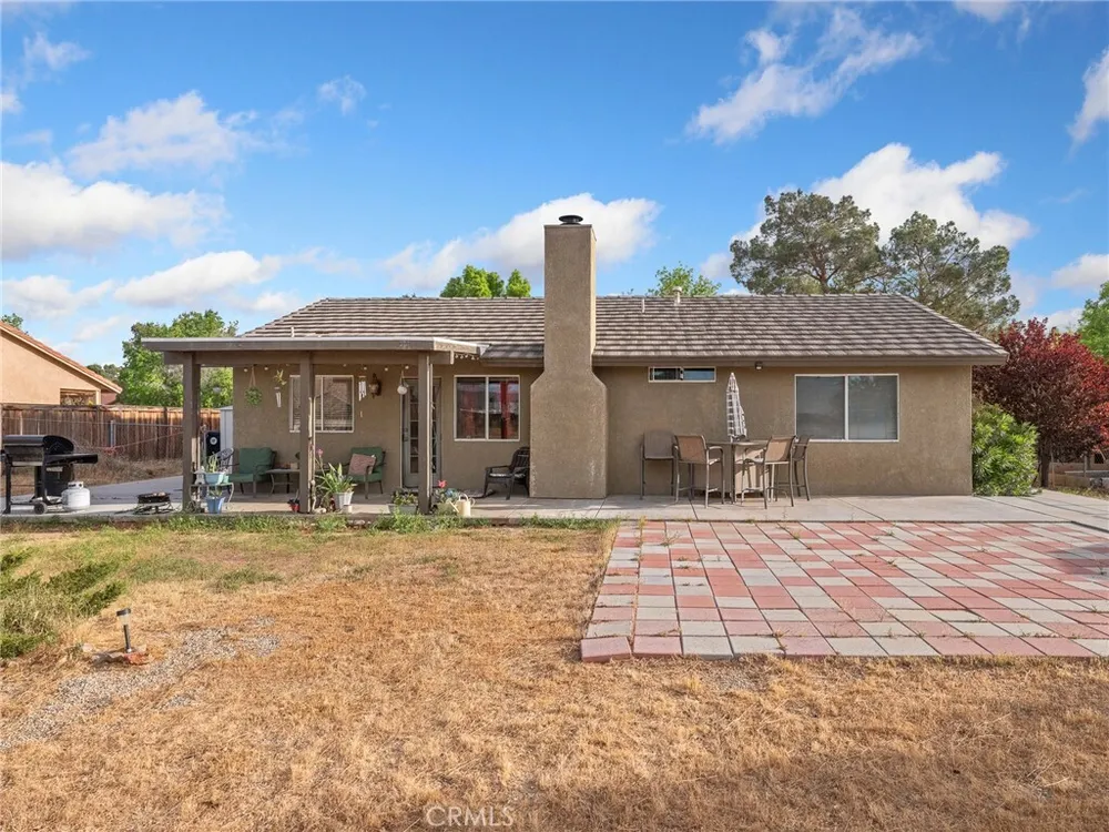 22404 Broken Lance Ct, Apple Valley, CA 92307