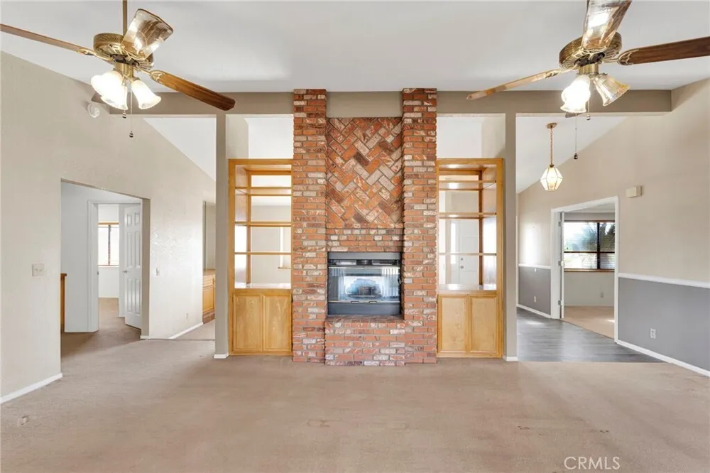 16466 Tude Rd, Apple Valley, CA 92307