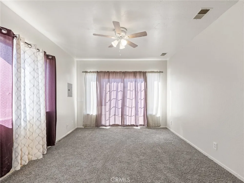 11935 Wapato Rd, Apple Valley, CA 92308