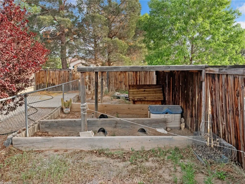 22404 Broken Lance Ct, Apple Valley, CA 92307