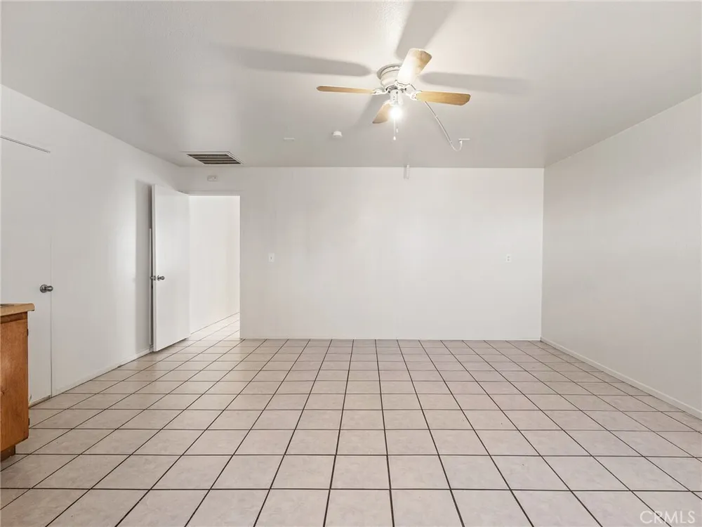 11935 Wapato Rd, Apple Valley, CA 92308