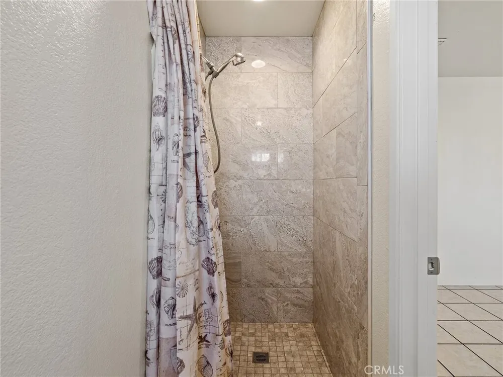 11935 Wapato Rd, Apple Valley, CA 92308