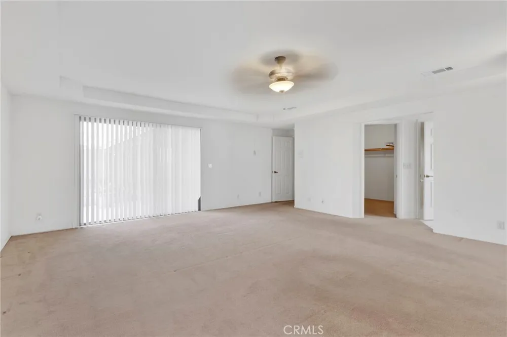 16466 Tude Rd, Apple Valley, CA 92307