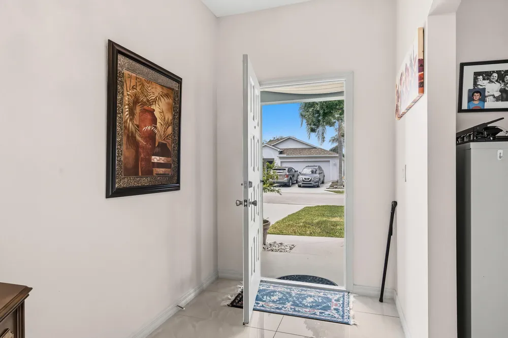 1013 E 13th Square, Vero Beach, FL 32960