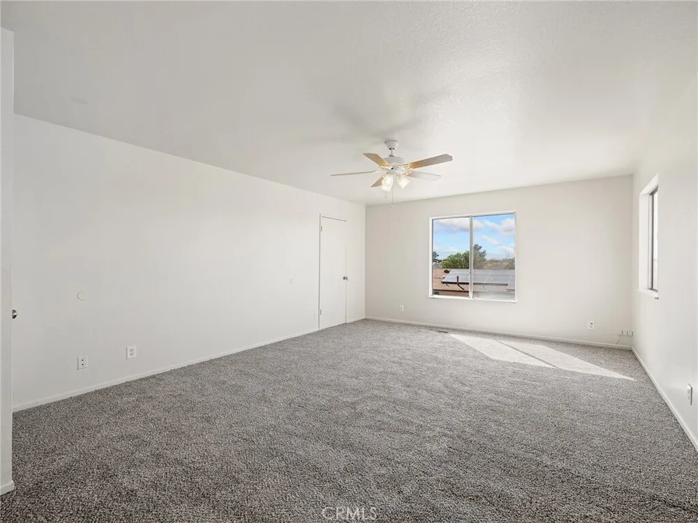 11935 Wapato Rd, Apple Valley, CA 92308