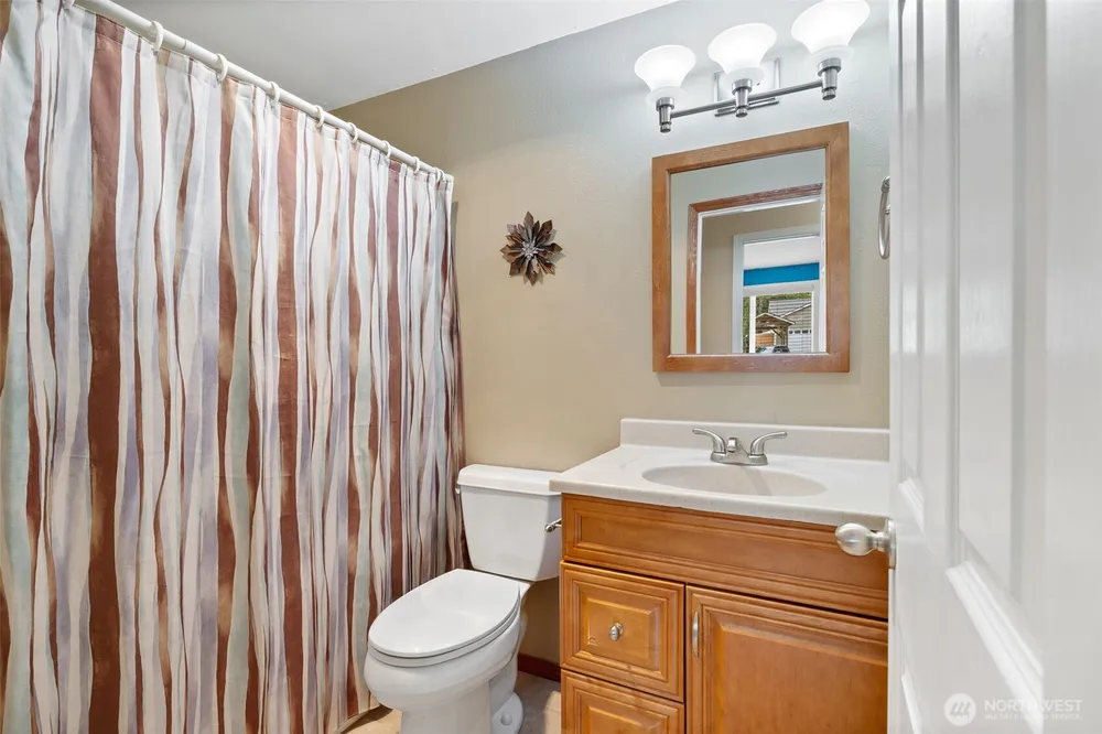 15115 3rd Ln NE, Duvall, WA 98019