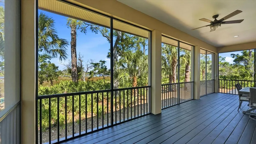 5935 River Forest Circle, Bradenton, FL 34203