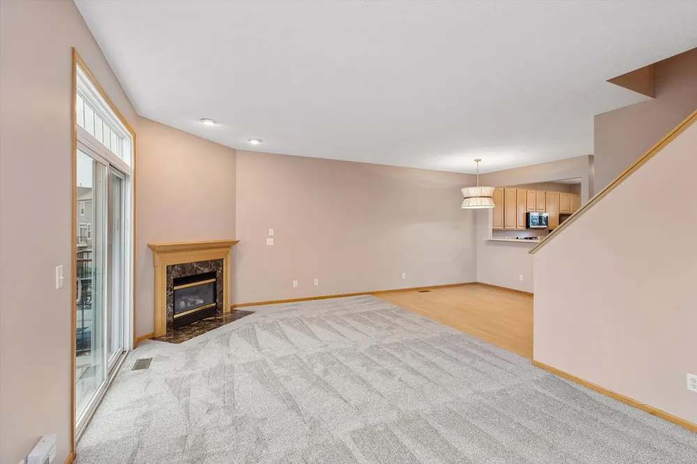 5561 Elm Grove Ct, New Hope, MN 55428