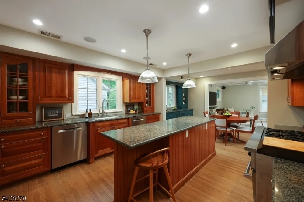 735 Belvidere Ave, Westfield, NJ 07090