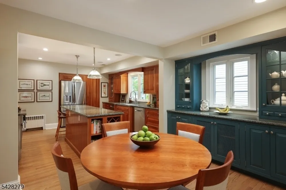 735 Belvidere Ave, Westfield, NJ 07090