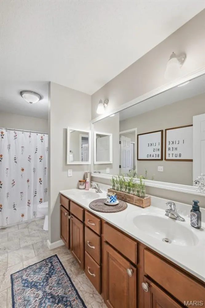 13 Spring Fawn Ln, St Peters, MO 63376