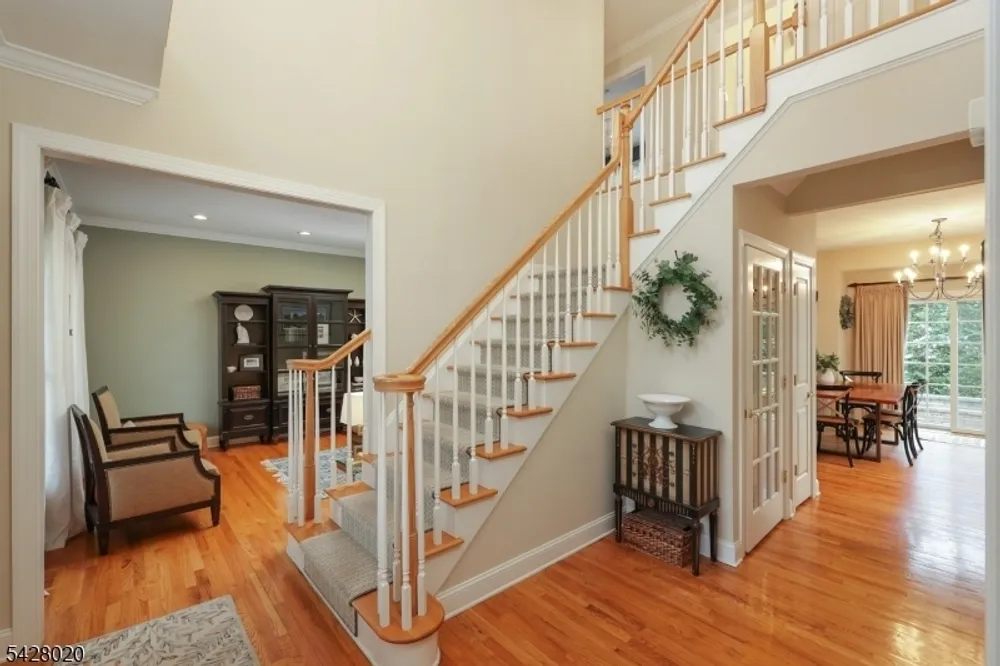 60 Mohawk Trail, Westfield, NJ 07090