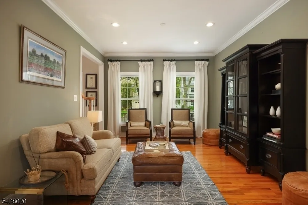 60 Mohawk Trail, Westfield, NJ 07090