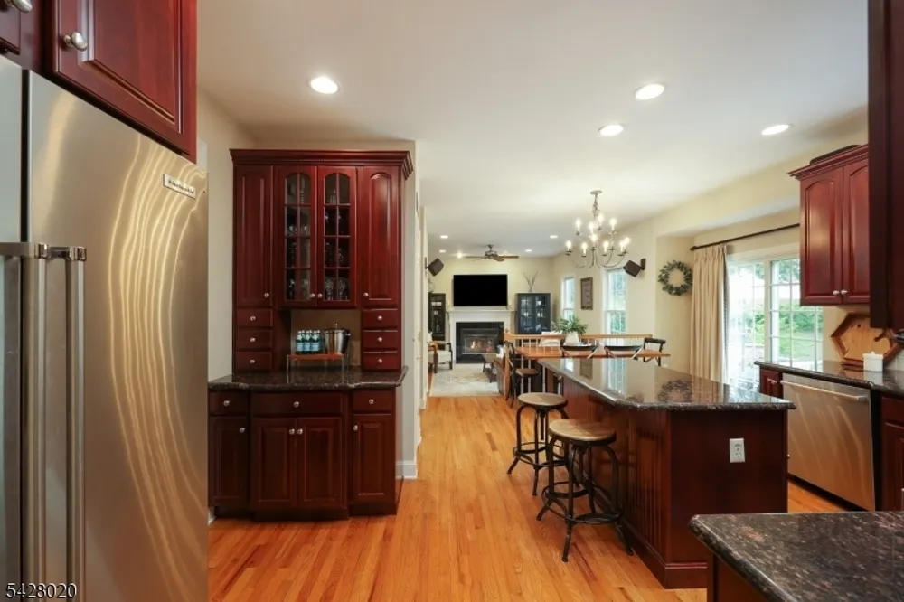 60 Mohawk Trail, Westfield, NJ 07090