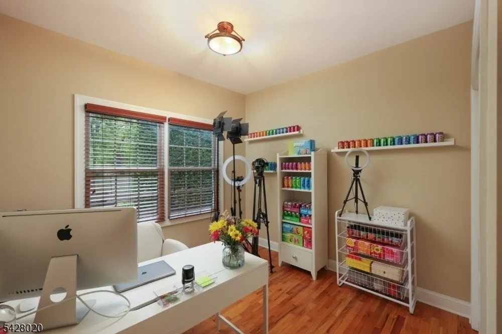 60 Mohawk Trail, Westfield, NJ 07090