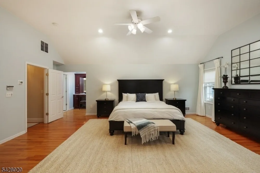 60 Mohawk Trail, Westfield, NJ 07090
