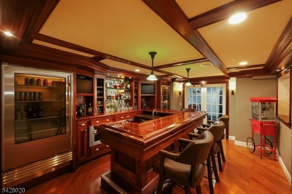 60 Mohawk Trail, Westfield, NJ 07090