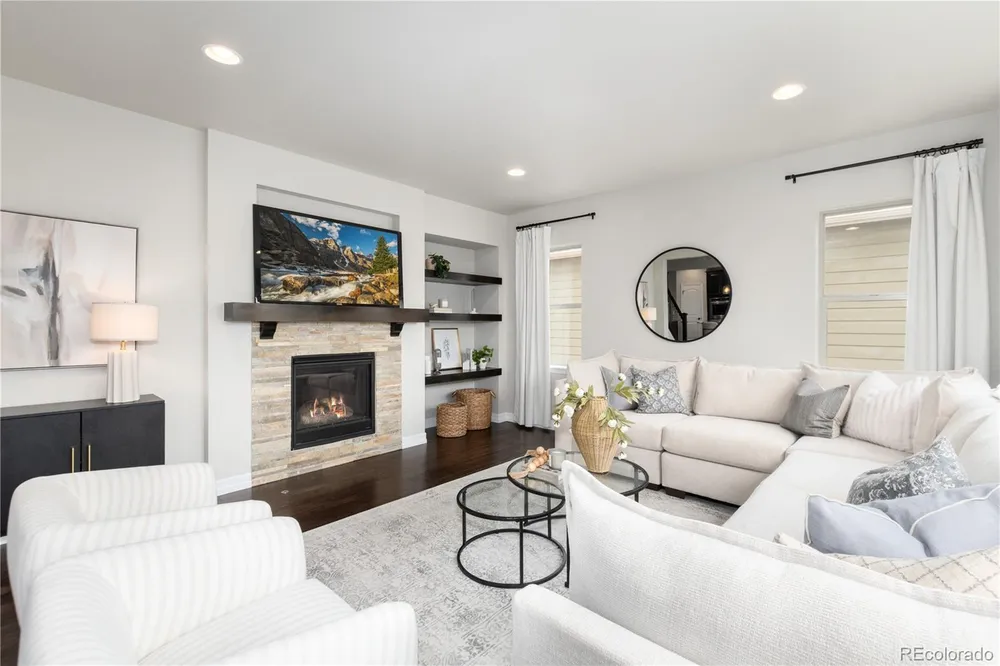 16461 Prospect Ln, Broomfield, CO 80023