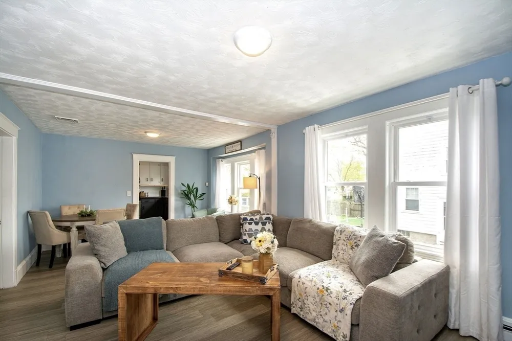16 Elinor Rd, Weymouth, MA 02190