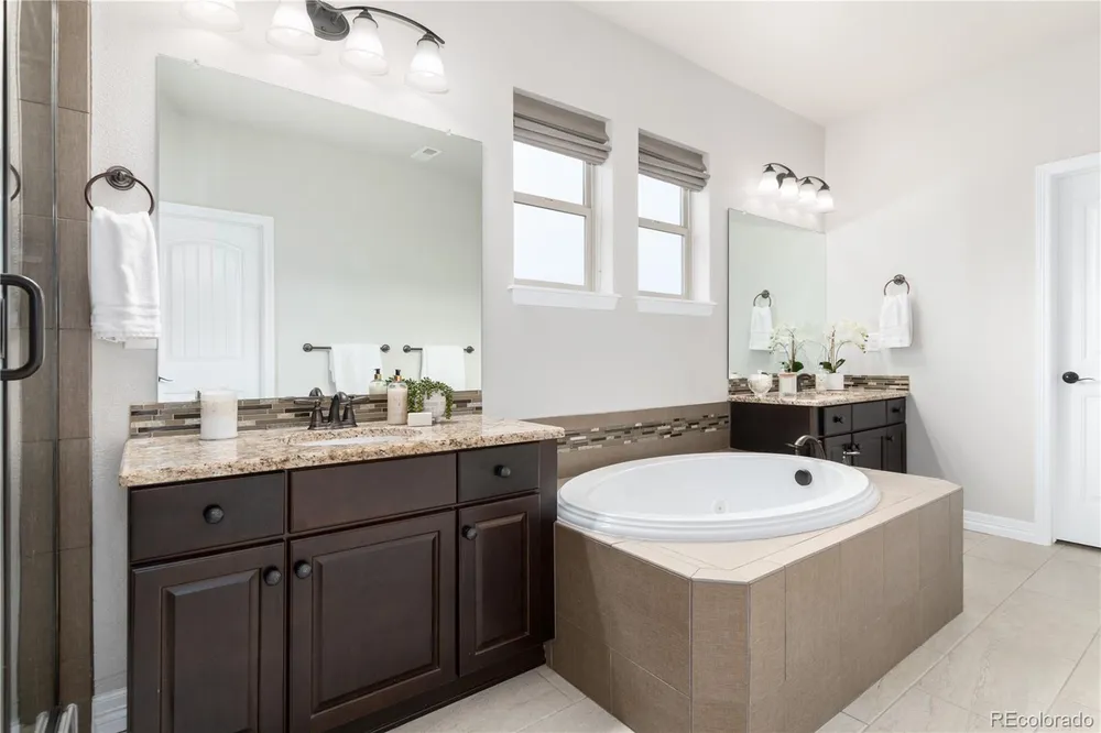 16461 Prospect Ln, Broomfield, CO 80023