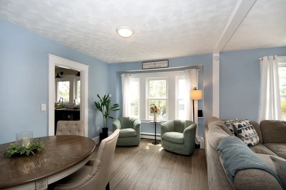 16 Elinor Rd, Weymouth, MA 02190
