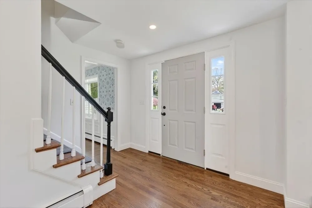 3 Sentinel Rd, Hingham, MA 02043