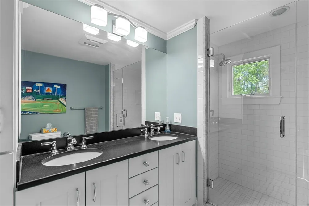 431 Main St, Hingham, MA 02043