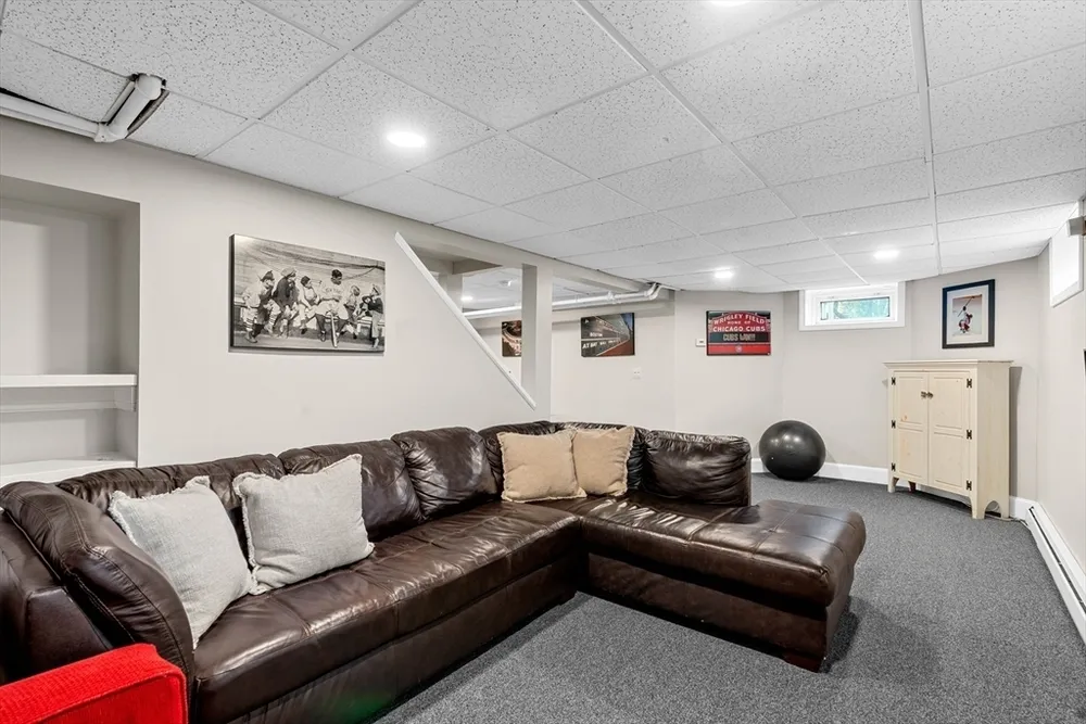 431 Main St, Hingham, MA 02043