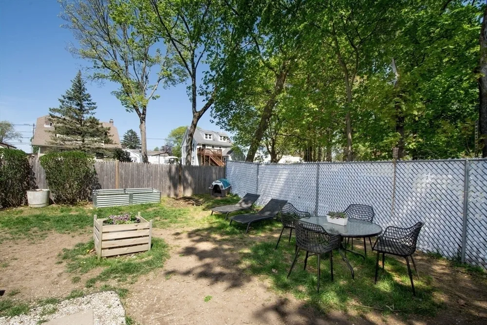 16 Elinor Rd, Weymouth, MA 02190
