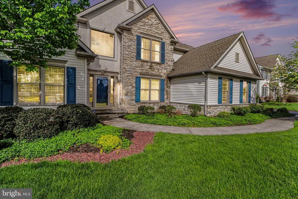 1103 Wansford Rd, Mechanicsburg, PA 17050