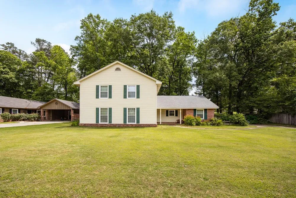 5818 Winvelly Dr, Columbus, GA 31909