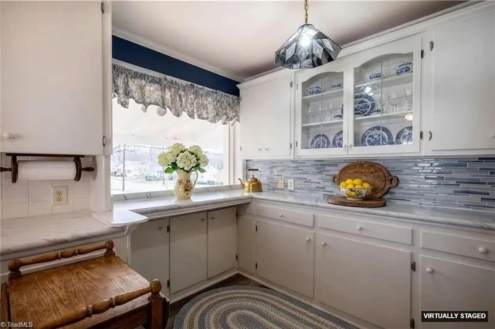 520 Gales Ave, Winston Salem, NC 27103