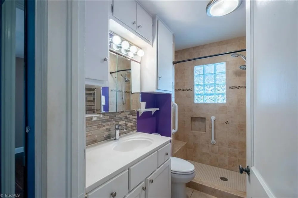 520 Gales Ave, Winston Salem, NC 27103